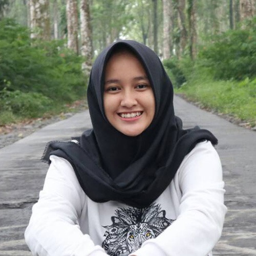 Portrait of filmmaker Selma Tijany