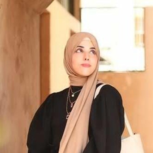 Portrait of filmmaker Woroud Alqassas